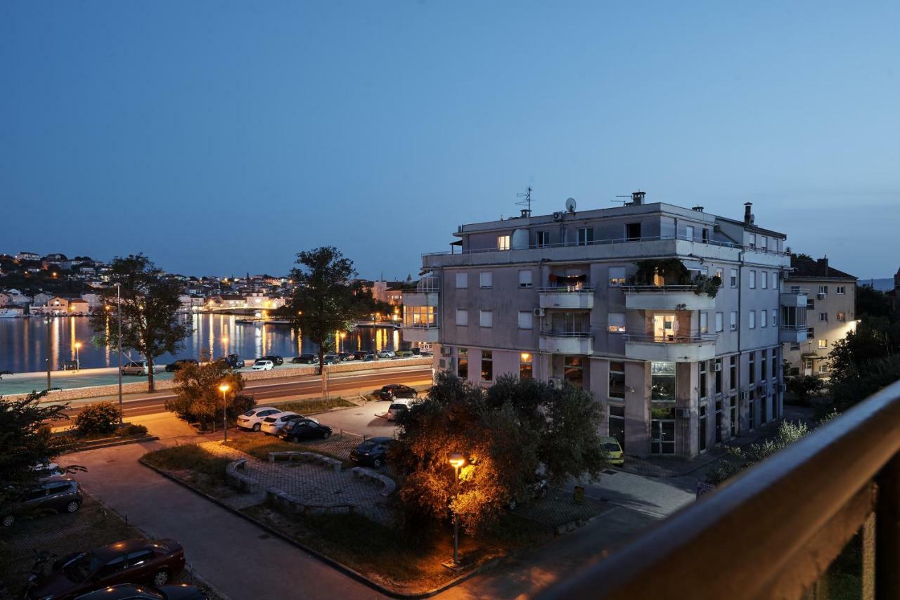 Sunny Side Apartment Trogir Exterior photo