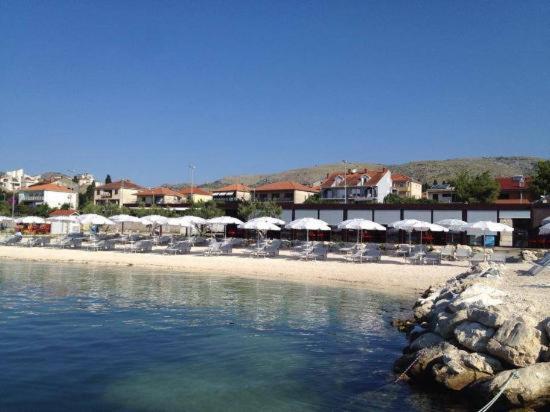 Sunny Side Apartment Trogir Exterior photo